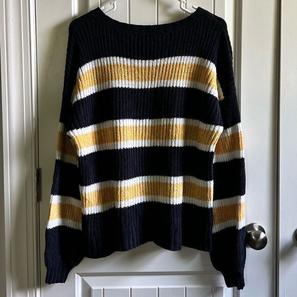 House of Harlow x Revolve Striped Sweater - Picture 4 of 10